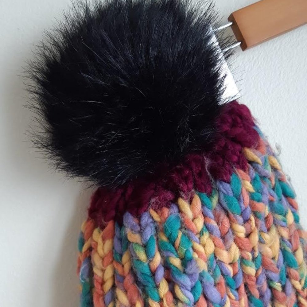 wore once- warm colorful winter hat
